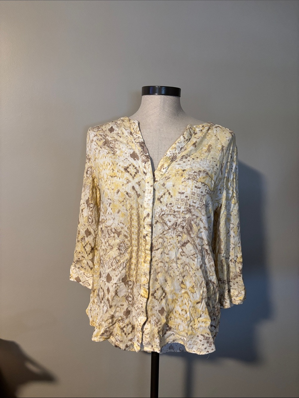 Chico's Yellow and Taupe Printed Button-Front Blouse